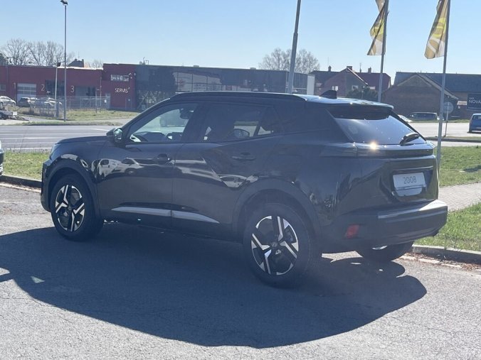 Peugeot 2008, Peugeot 2008 ALLURE PureTech 100 S&S MAN6, barva černá