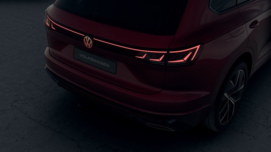 Volkswagen Touareg, Touareg R-Line V6 3,0 TDI 210 kW 4MOT, barva červená
