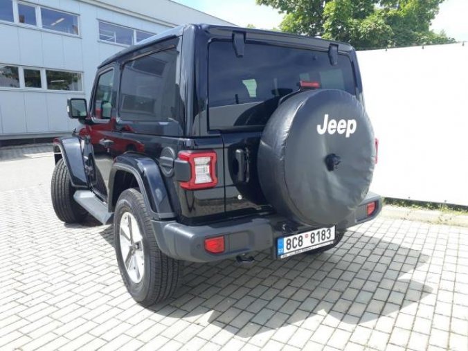 Jeep Wrangler, 2,0T 270 PS Sahara, barva černá