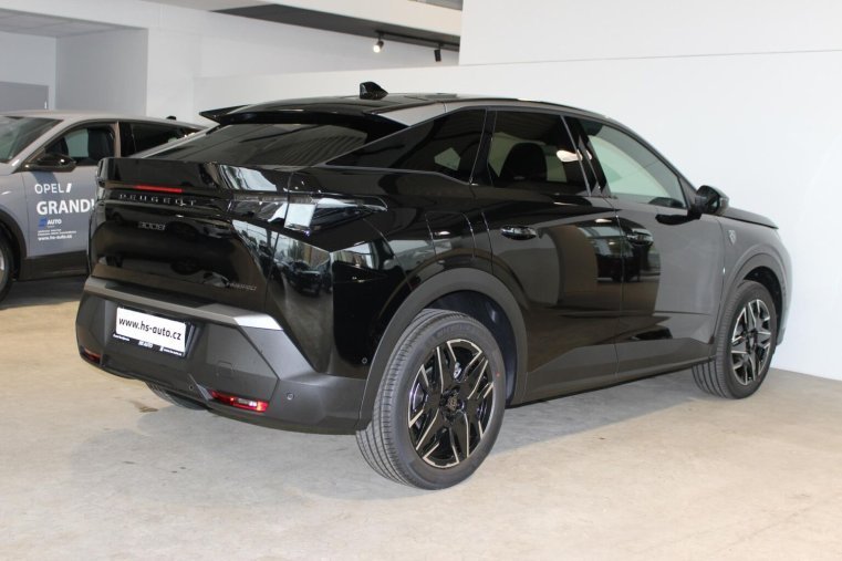 Peugeot 3008, Peugeot 3008 GT Hybrid 145 e-DCS6, barva černá