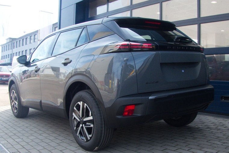 Peugeot 2008, Peugeot 2008 Style PureTech 100 MAN6, barva šedá