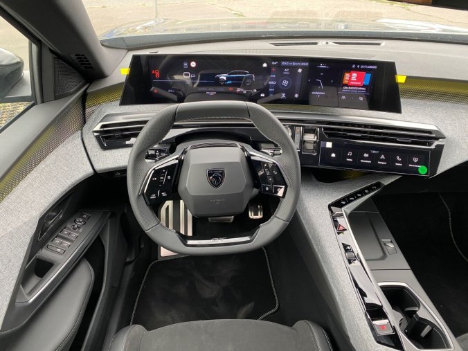 Peugeot 3008, Peugeot 3008 GT Hybrid 136 e-DCS6 - 7353, barva bílá