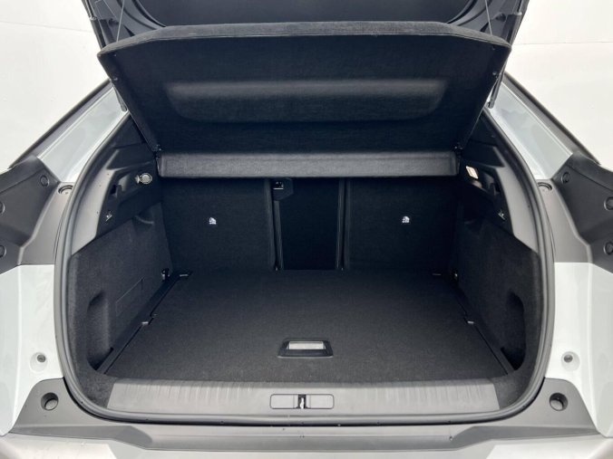 Peugeot 3008, Peugeot 3008 ALLURE Hybrid e-DCS6 1,2, barva bílá