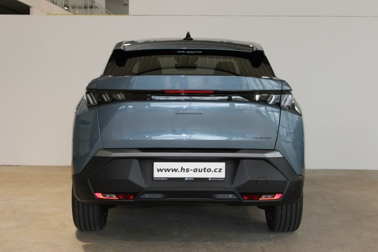 Peugeot 3008, Peugeot 3008 ALLURE Hybrid 136 e-DCS6, barva modrá