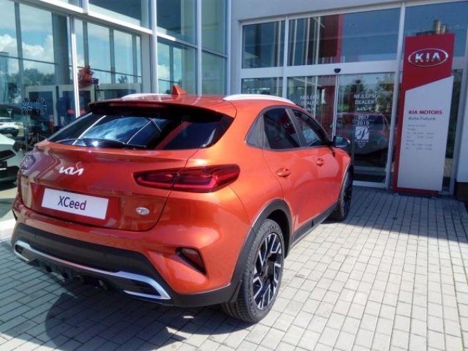 Kia XCeed, 1.5 T-GDi GPF TOP MY23 Face, barva oranžová