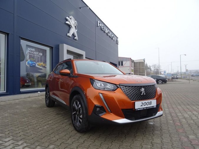 Peugeot 2008, ALLURE PACK 1.2 100k MAN6, barva oranžová