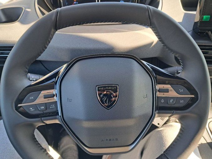 Peugeot Rifter, Peugeot Rifter LONG ALLURE BlueHDi 130 S&, barva modrá