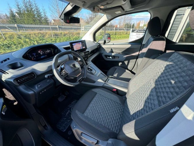Peugeot Rifter, Peugeot Rifter Long GT BlueHDi 130k EAT8, barva černá