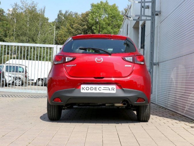 Mazda 2, 1,5 Skyactiv-G 55k/75kW 5MAN, barva červená
