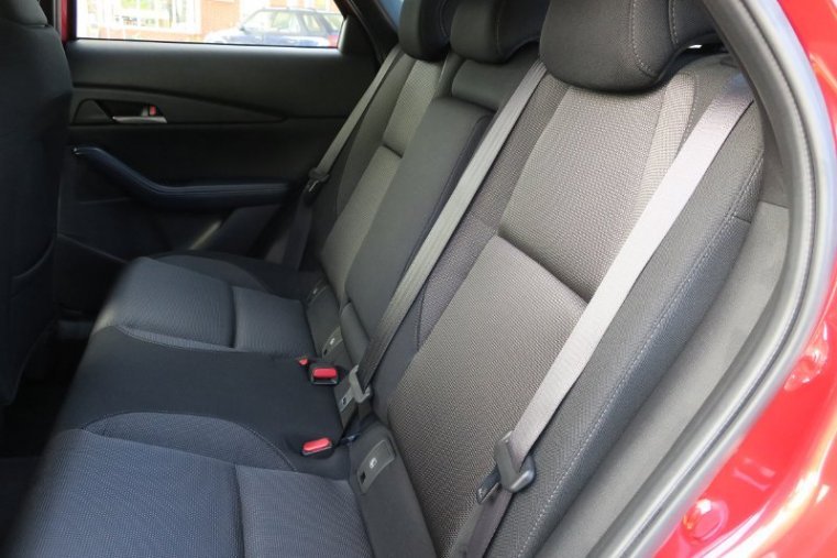 Mazda CX-30, 2,0G 122k, barva červená