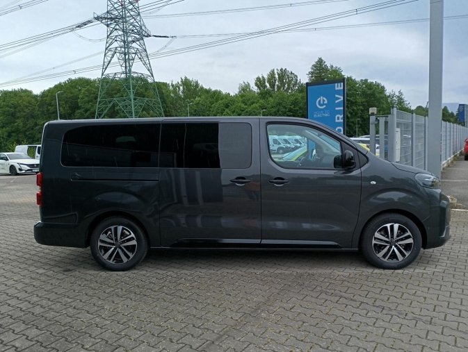 Peugeot Traveller, Peugeot Traveller Active Long 2.0 BlueHDi 180, barva šedá