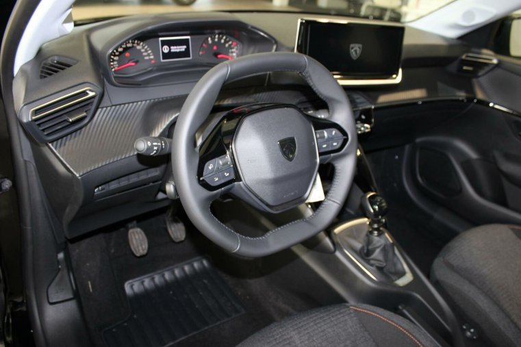 Peugeot 208, Peugeot 208 STYLE PureTech 100 S&S MAN6, barva černá