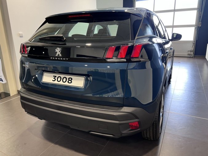 Peugeot 3008, Peugeot 3008 ACTIVE PACK BlueHDi 130 S&S EAT8, barva modrá