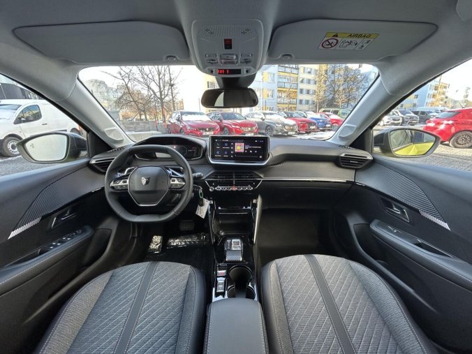 Peugeot 208, Peugeot 208 ALLURE Hybrid 110 e-DCS6, barva zelená