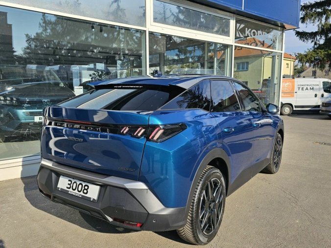 Peugeot 3008, Peugeot 3008 ALLURE Hybrid 145 e-DCS6, barva modrá