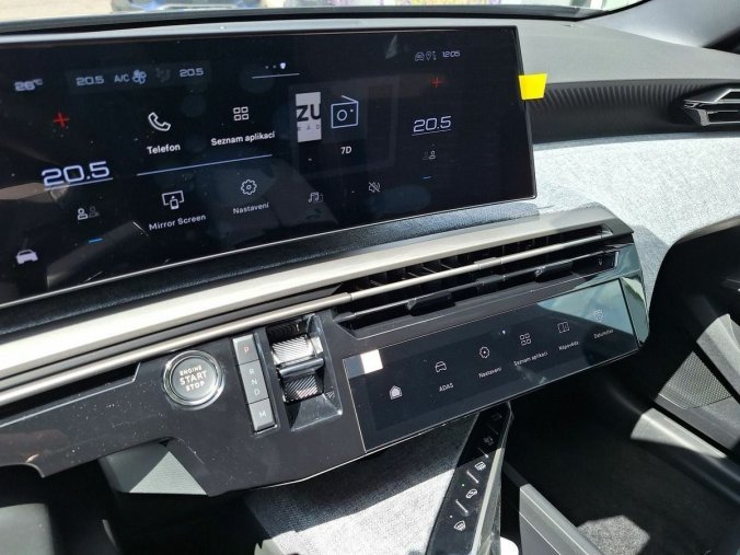 Peugeot 5008, Peugeot 5008 ALLURE Hybrid 145 e-DCS6, barva šedá
