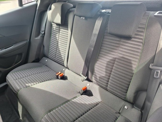 Peugeot 2008, Peugeot 2008 STYLE 1.2 PT 100K MAN6, barva modrá
