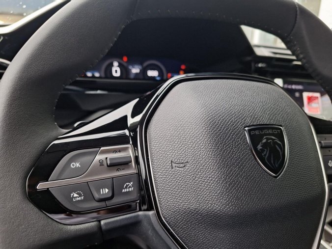 Peugeot 308, Peugeot 308 SW ALLURE 1.5 BHDi 130k EAT8, barva bílá