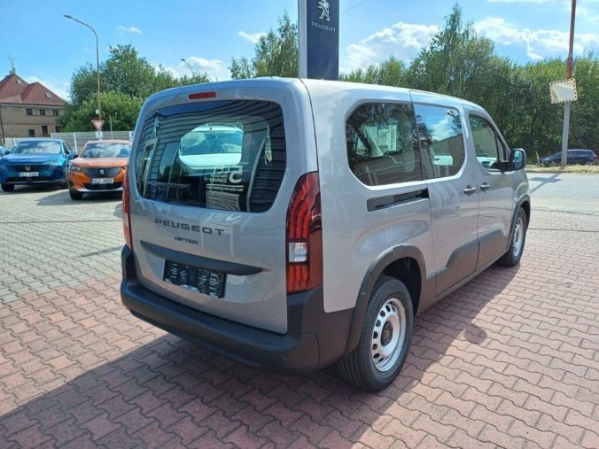 Peugeot Rifter, Peugeot Rifter LONG ACTIVE BlueHDi 100k, barva stříbrná