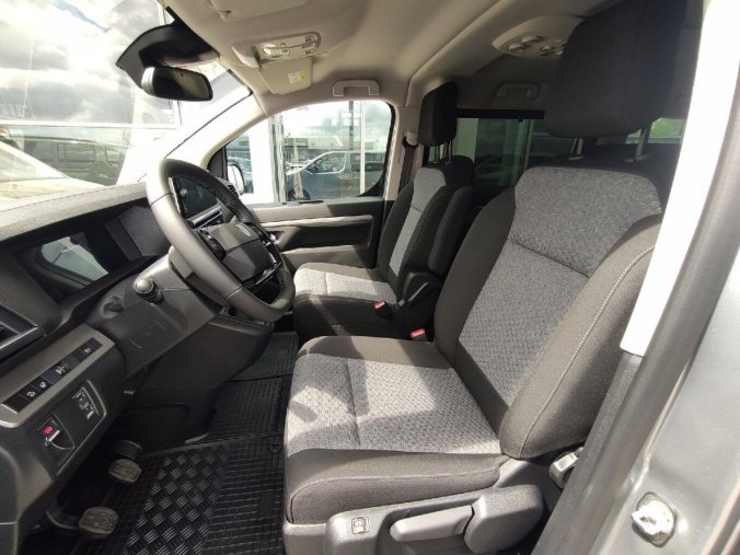 Peugeot Traveller, Peugeot Traveller L2 2.2 HDI 150k MAN6 WEBASTO, barva stříbrná