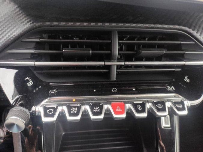 Peugeot 208, Peugeot 208 STYLE 1.2 TURBO 100k MAN6, barva žlutá