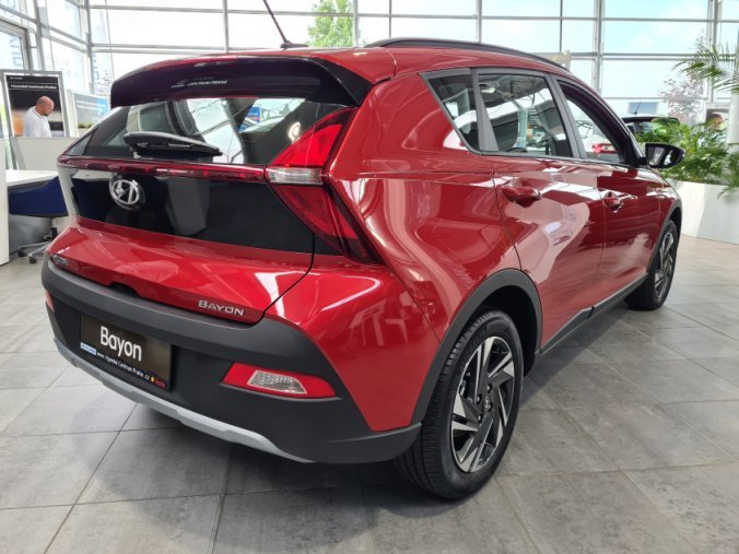 Hyundai Bayon, 1,2 DPI 5 st. manuální, barva červená