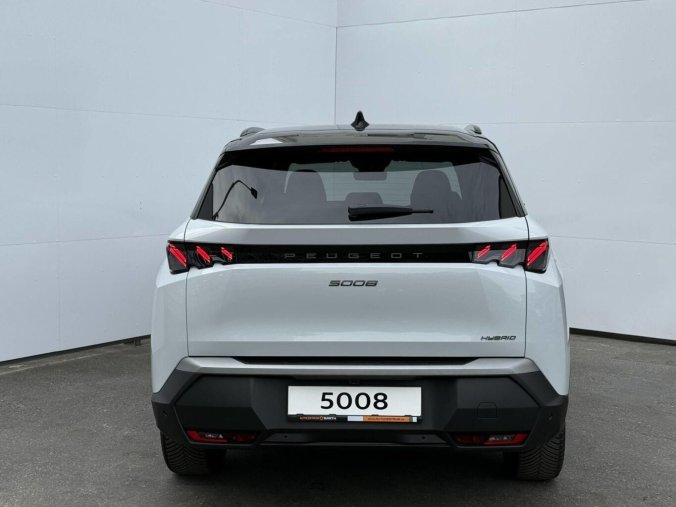 Peugeot 5008, Peugeot 5008 GT e-DCS6 Hybrid, barva bílá