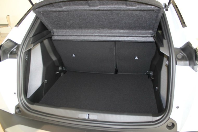 Peugeot 2008, Peugeot 2008 STYLE PureTech 100 S&S MAN6, barva bílá