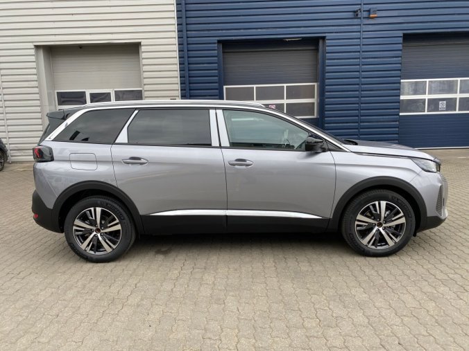 Peugeot 5008, Peugeot 5008 ALLURE PACK BlueHDi 130 EAT8 - 1332, barva šedá