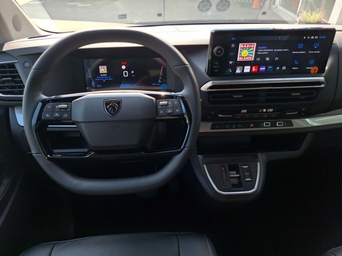 Peugeot Traveller, Peugeot Traveller ALLURE Long 2.2 BHDi 180k EAT8, barva šedá