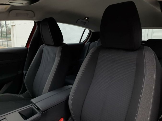 Peugeot 308, Peugeot 308 ACTIVE PACK 1.2 PureTech 130 S, barva černá