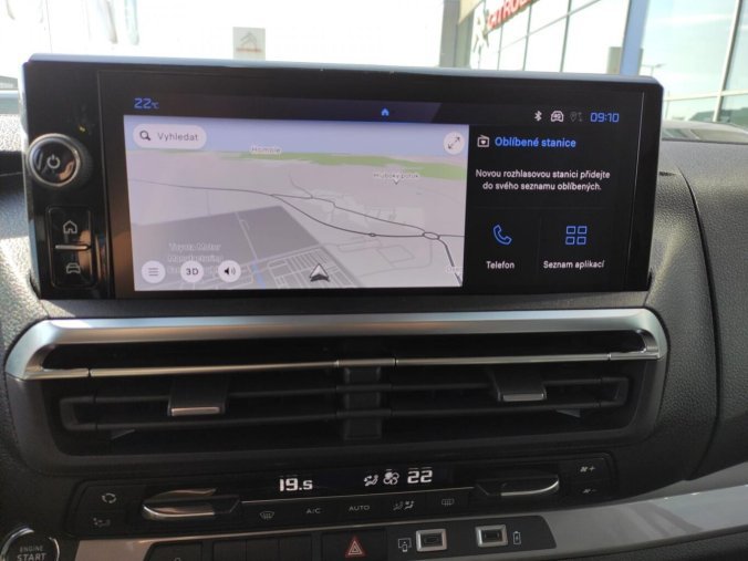 Peugeot Traveller, Peugeot Traveller 2.0 HDI 180k AUT8 L2 8 MÍST, barva zelená