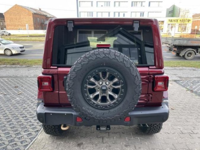 Jeep Wrangler, Unlimited Rubicon 392, barva červená