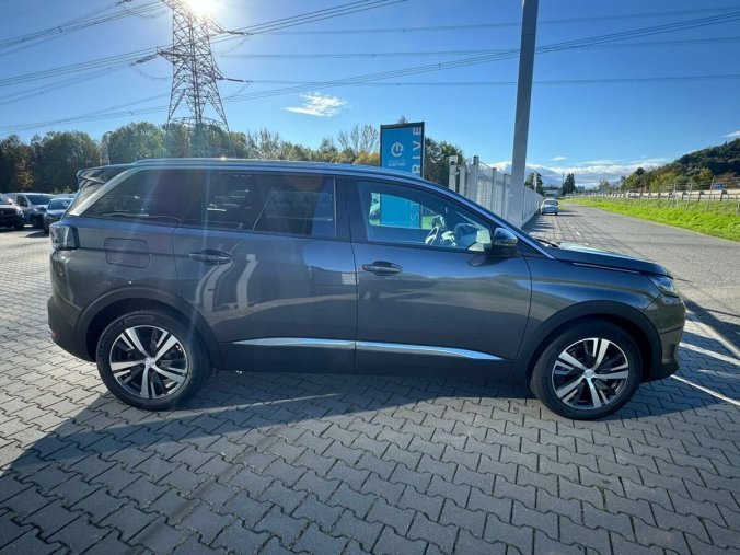 Peugeot 5008, Peugeot 5008 ALLURE PACK BlueHDi 130 EAT 8, barva šedá