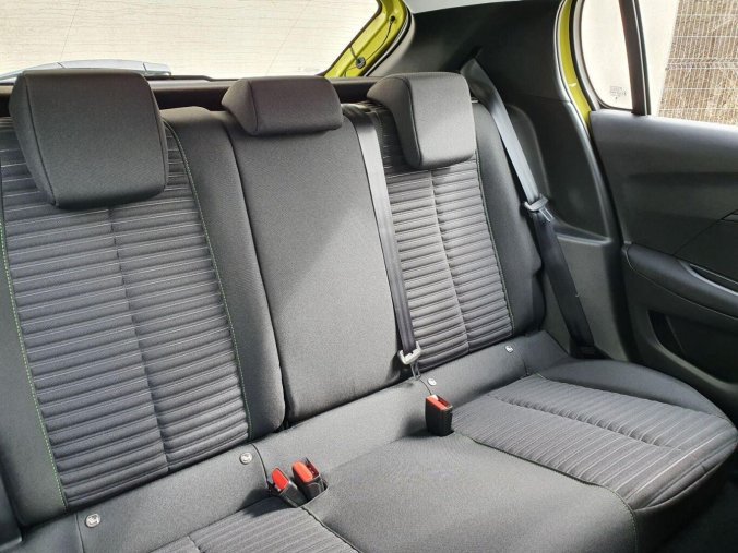 Peugeot 208, Peugeot 208 STYLE 1.2 TURBO 100k MAN6, barva žlutá