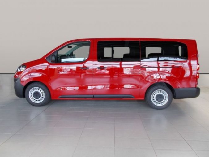 Opel Vivaro, L2H1 (L) Combi 2.0L  MT6 with, barva červená