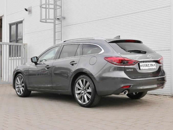 Mazda 6, 2,5i Skyactiv-G 143KW/194k 6AT, barva červená