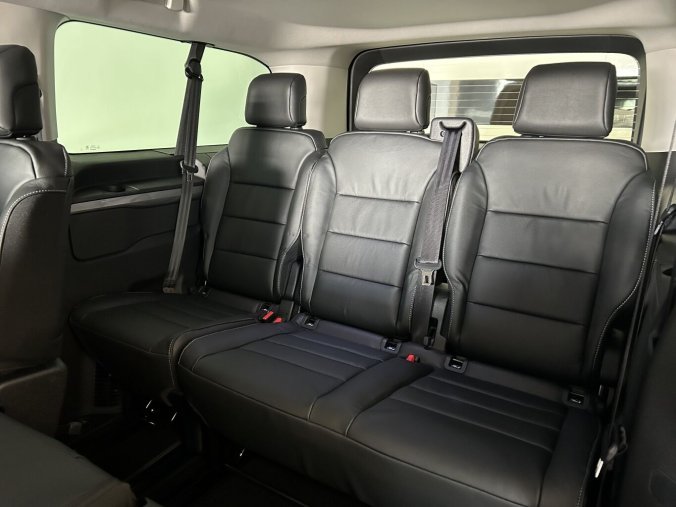 Peugeot Traveller, Peugeot Traveller Allure L3 2.2 BlueHDi 180 S&S EAT8, barva šedá