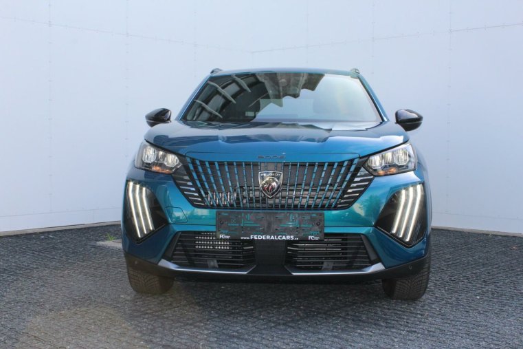 Peugeot 2008, Peugeot 2008 ALLURE Hybrid 145 e-DCS6, barva modrá