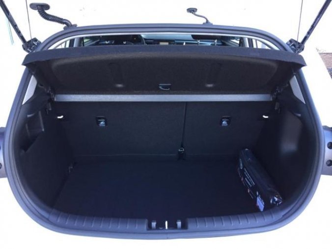 Kia Rio, 1,25 CVVT Comfort, barva bílá
