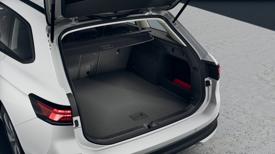 Volkswagen Passat, Passat 1,5 eTSI 110 kW mHEV, barva bílá