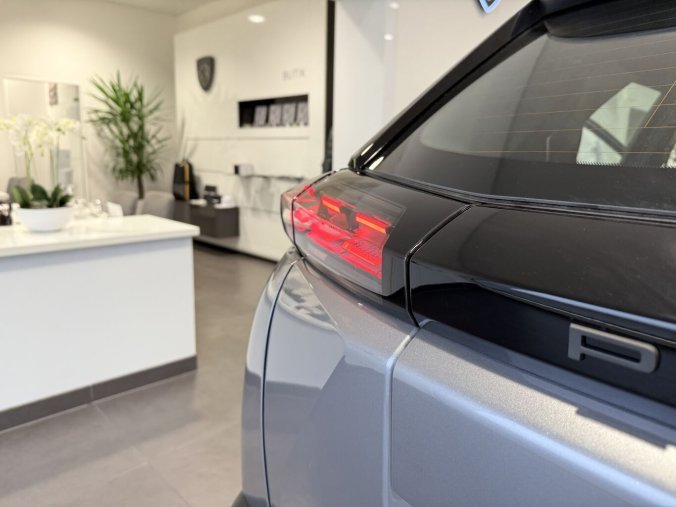 Peugeot 2008, Peugeot 2008 STYLE 100 koní, 7let záruka, barva šedá