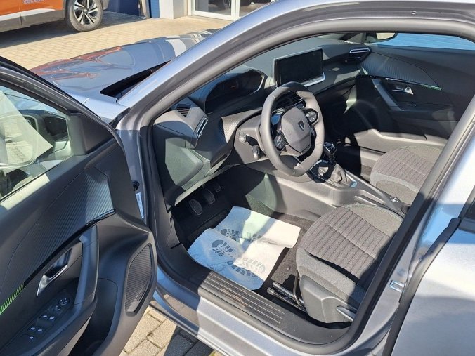 Peugeot 2008, Peugeot 2008 STYLE PureTech 100 M6, barva šedá