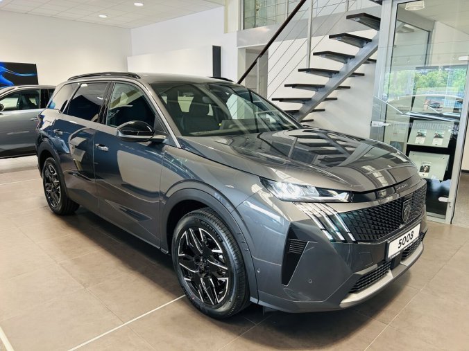 Peugeot 5008, Peugeot 5008 ALLURE Hybrid 145 e-DCS6 Panoramic + Vision 360 + tažné, barva šedá