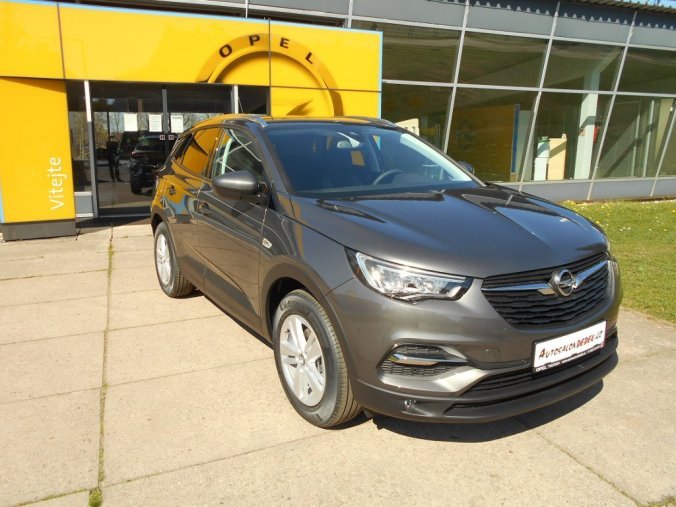 Opel Grandland X, SMILE 1,2 TURBO, barva šedá