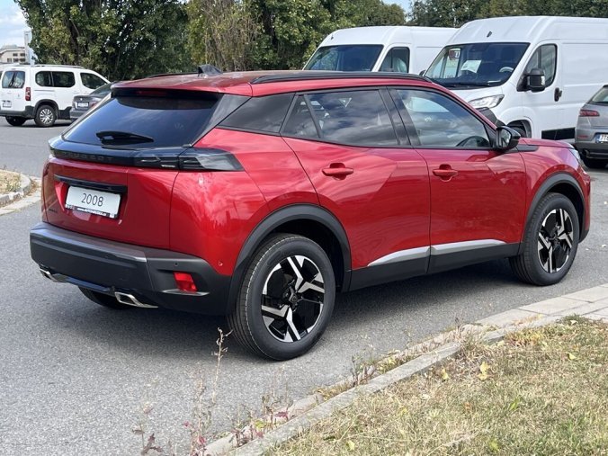 Peugeot 2008, Peugeot 2008 ALLURE PureTech 130 S&S EAT8, barva červená