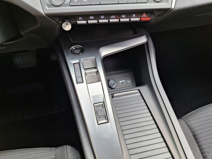 Peugeot 308, Peugeot 308 SW STYLE 1.5 BHDi 130K EAT8, barva bílá