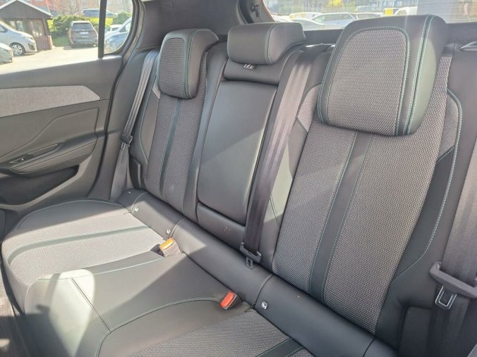 Peugeot 308, Peugeot 308 308 ALLURE 1.2 PT 130k EAT8, barva šedá