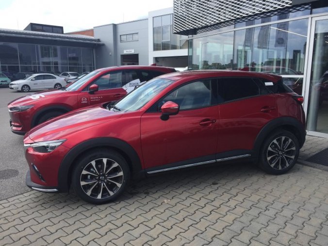 Mazda CX-3, 2,0 Skyactiv-G150 AWD A/T, barva červená