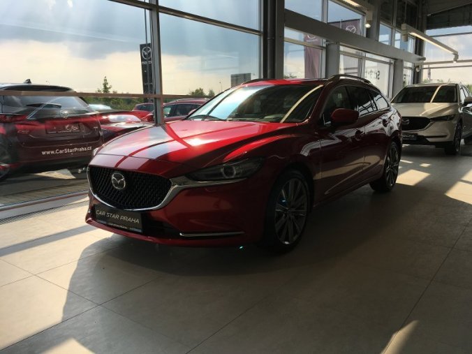 Mazda 6, 2.5i, barva červená